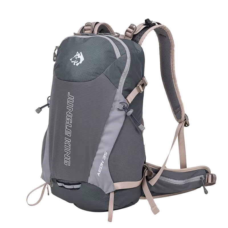  Unisex 35L Lightweight Daypack 